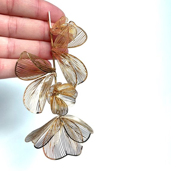 NEW ~ Anthropologie Gold Wire Flower drop Earrings - Picture 5 of 8